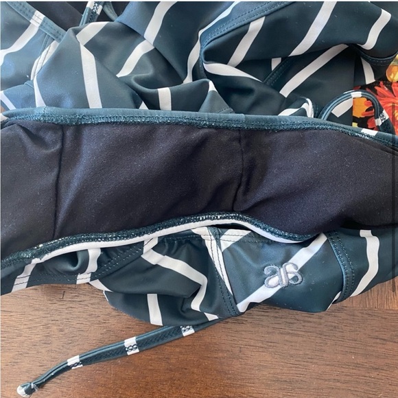 Albion THE MEGAN ONE-PIECE SWIMSUIT Green and White Stripe Medium - Picture 5 of 11